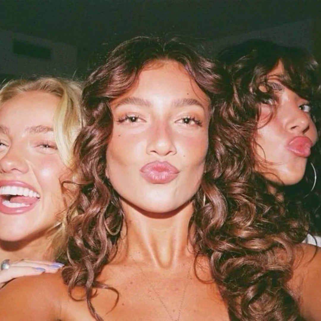 Flicksy™ Mini Retro Camera: Make Everyday Moments Look Magical!